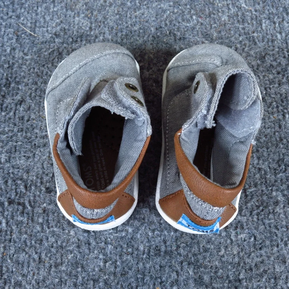 TOMS Paseo Mid‎ Toddler Boys Sneaker Size T3 Casual Walking Shoe Grey Chambray